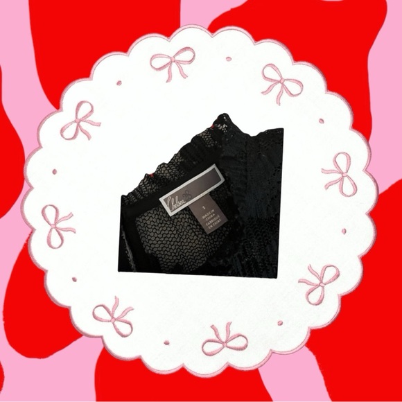 lace high-collared top 🌛 - Picture 4 of 5